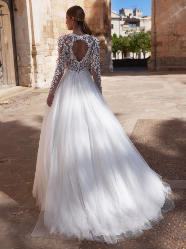 Cersey Wedding Dress - Image 2