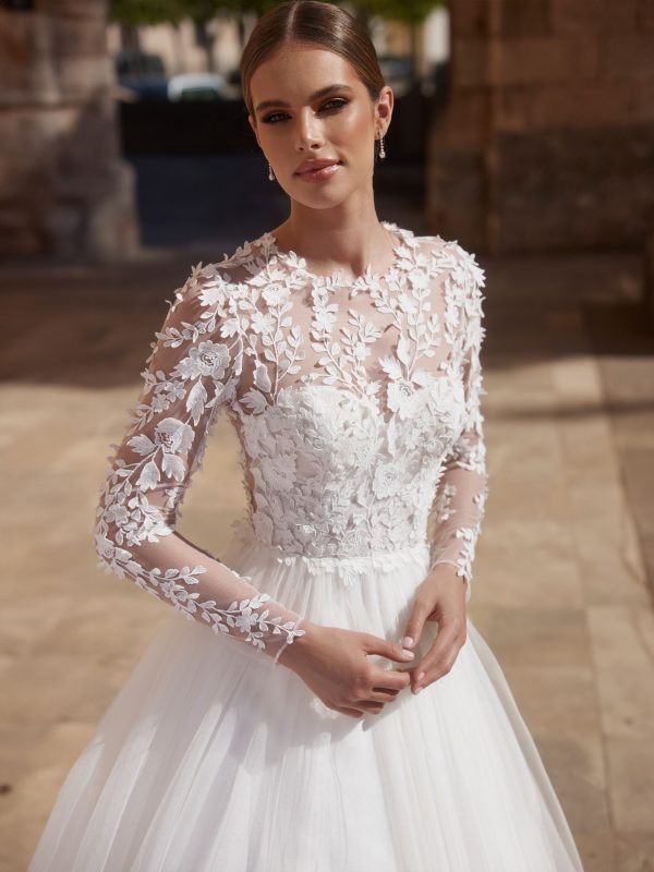 Cersey Wedding Dress - Image 3