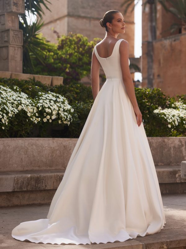 Levente Wedding Dress - Image 2
