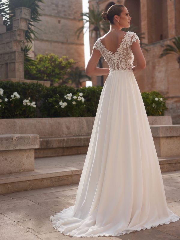 Olena Wedding Dress - Image 4