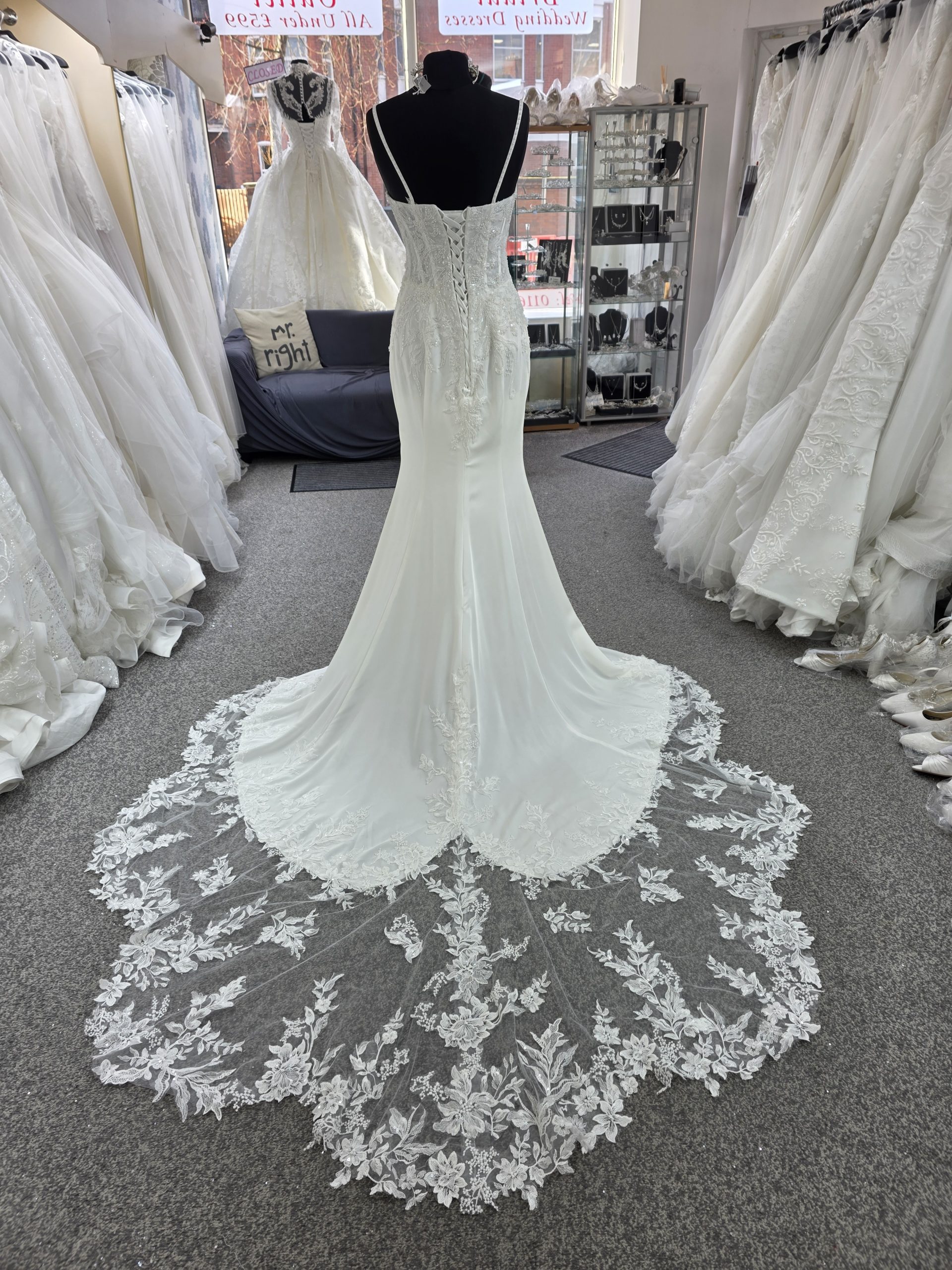 Erin Wedding Dress - Image 2