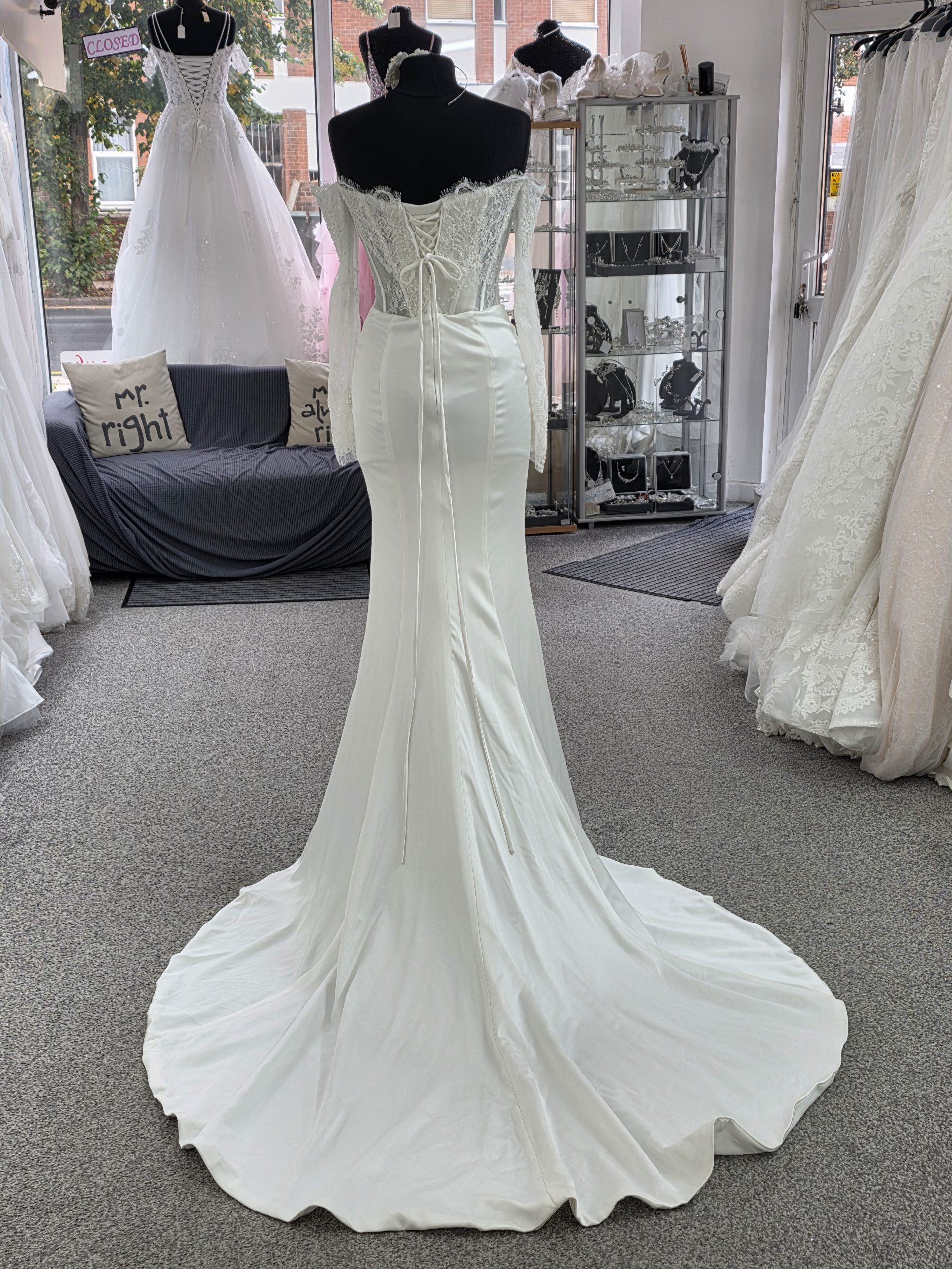 Jade Wedding Dress - Image 2